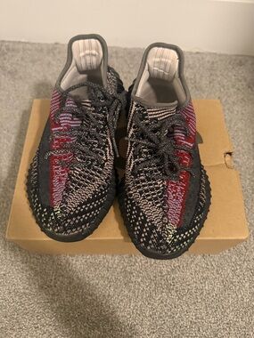 Yeezy Kids Sneakers Black Red Gray
